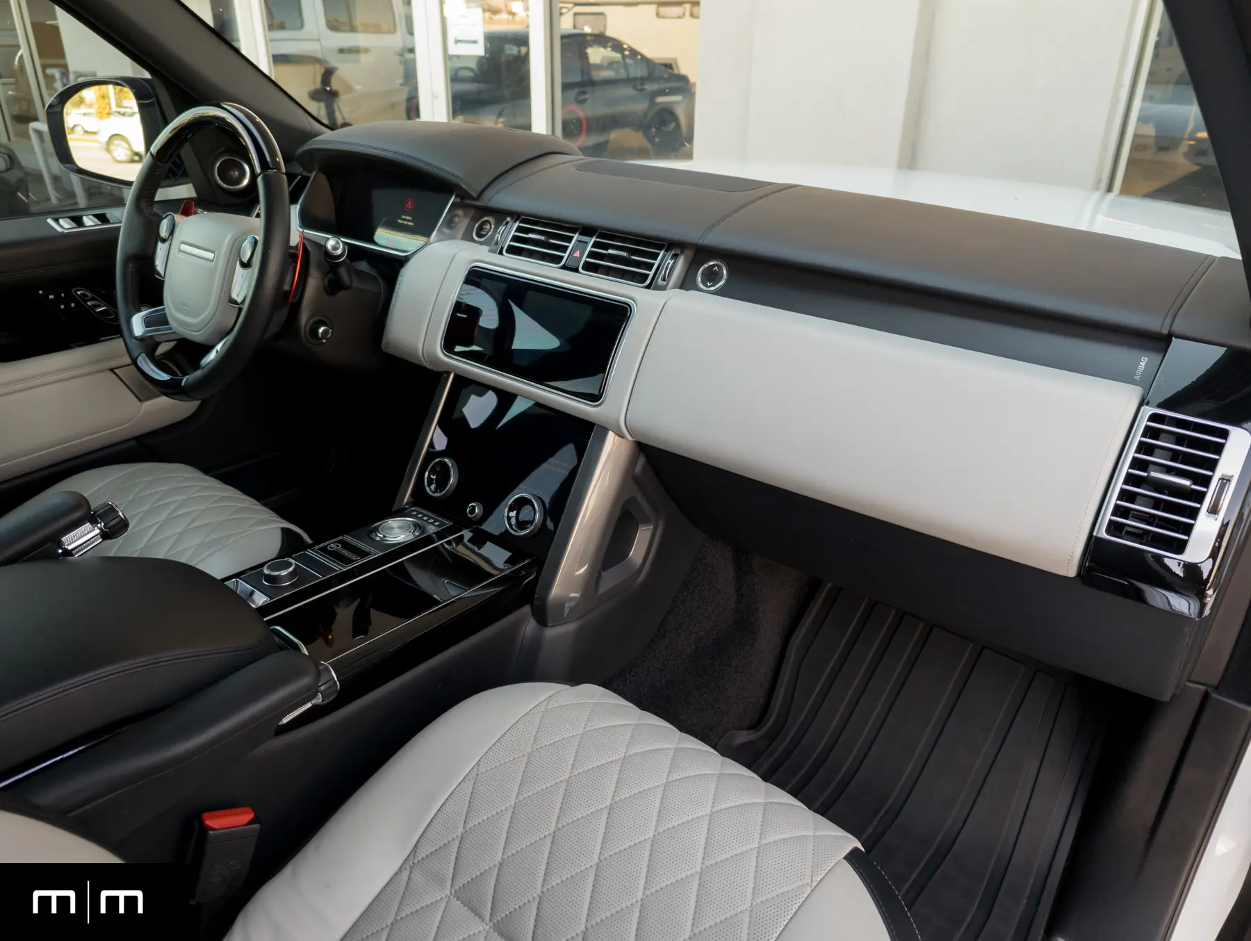 2020 Range Rover SV Autobiography Dynamic