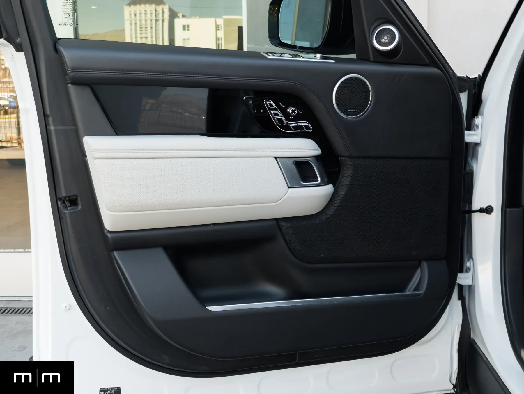 2020 Range Rover SV Autobiography Dynamic