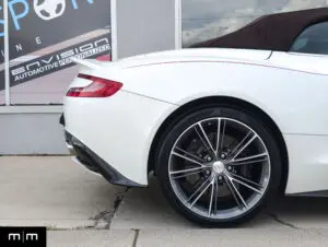 2017 Aston Martin Vanquish Volante - 6.0L V12