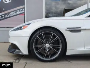 2017 Aston Martin Vanquish Volante - 6.0L V12