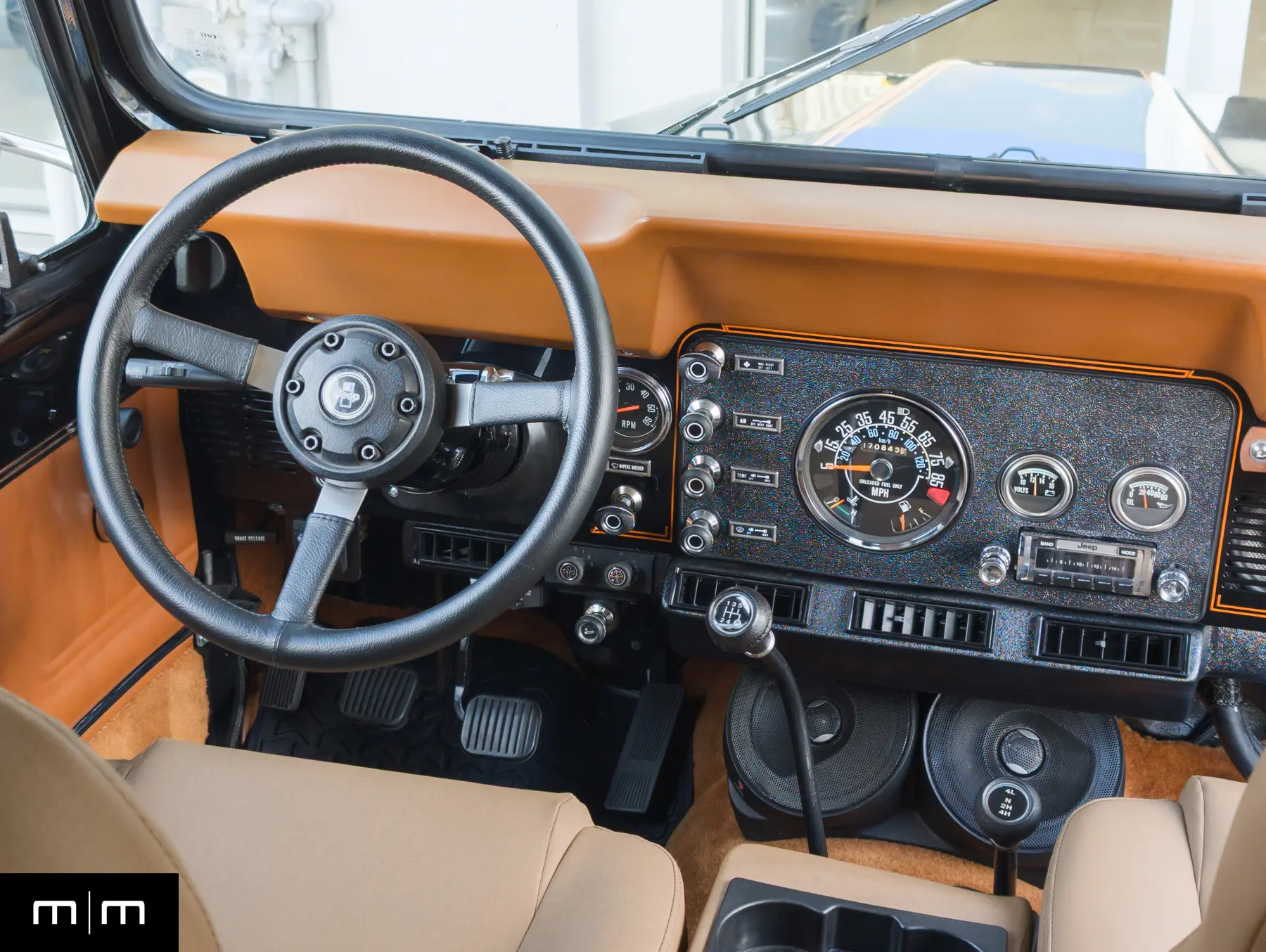 1984 Jeep CJ-7 Laredo - Vintage looks with modern touches