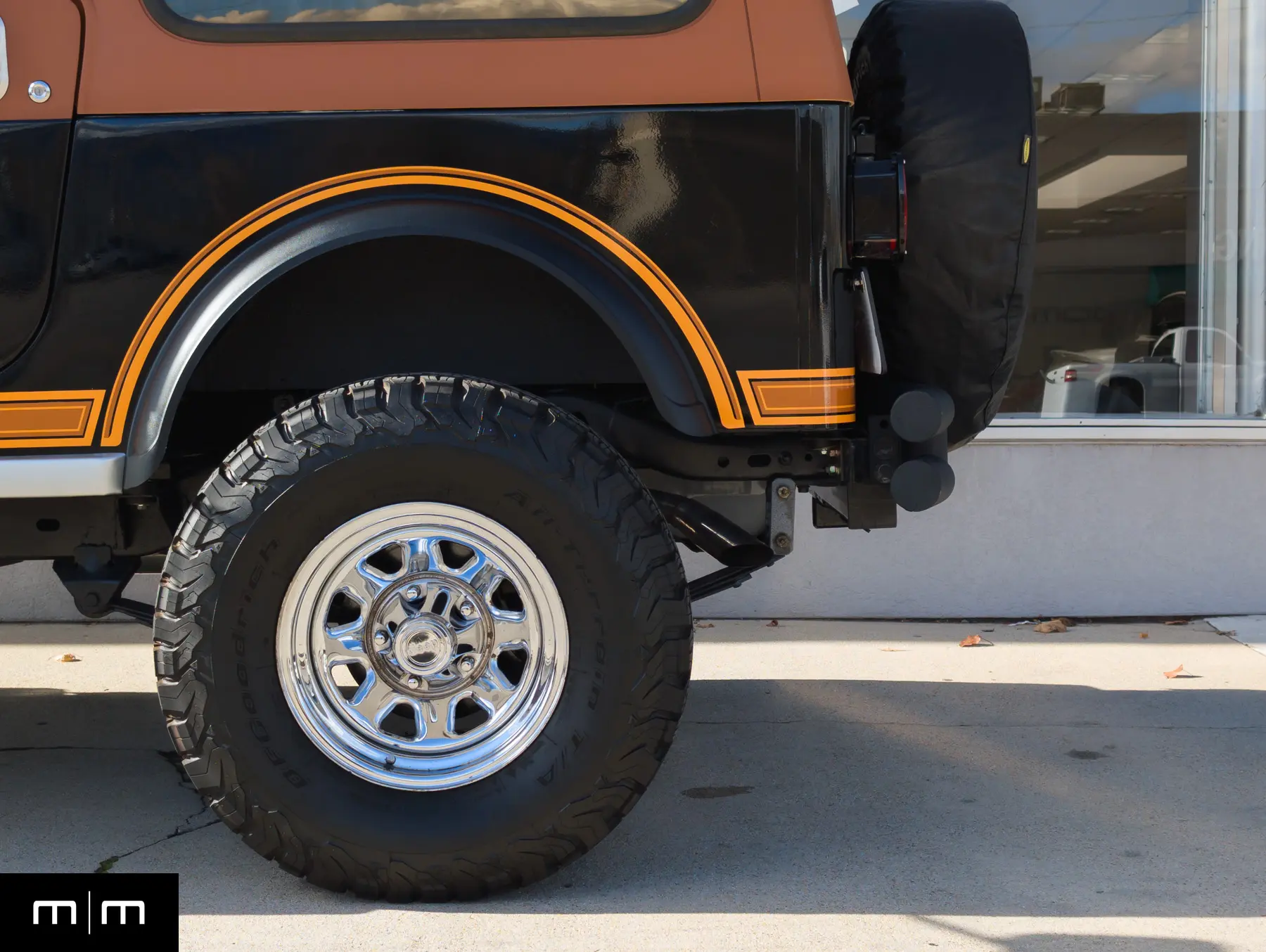 1984 Jeep CJ-7 Laredo - Vintage looks with modern touches