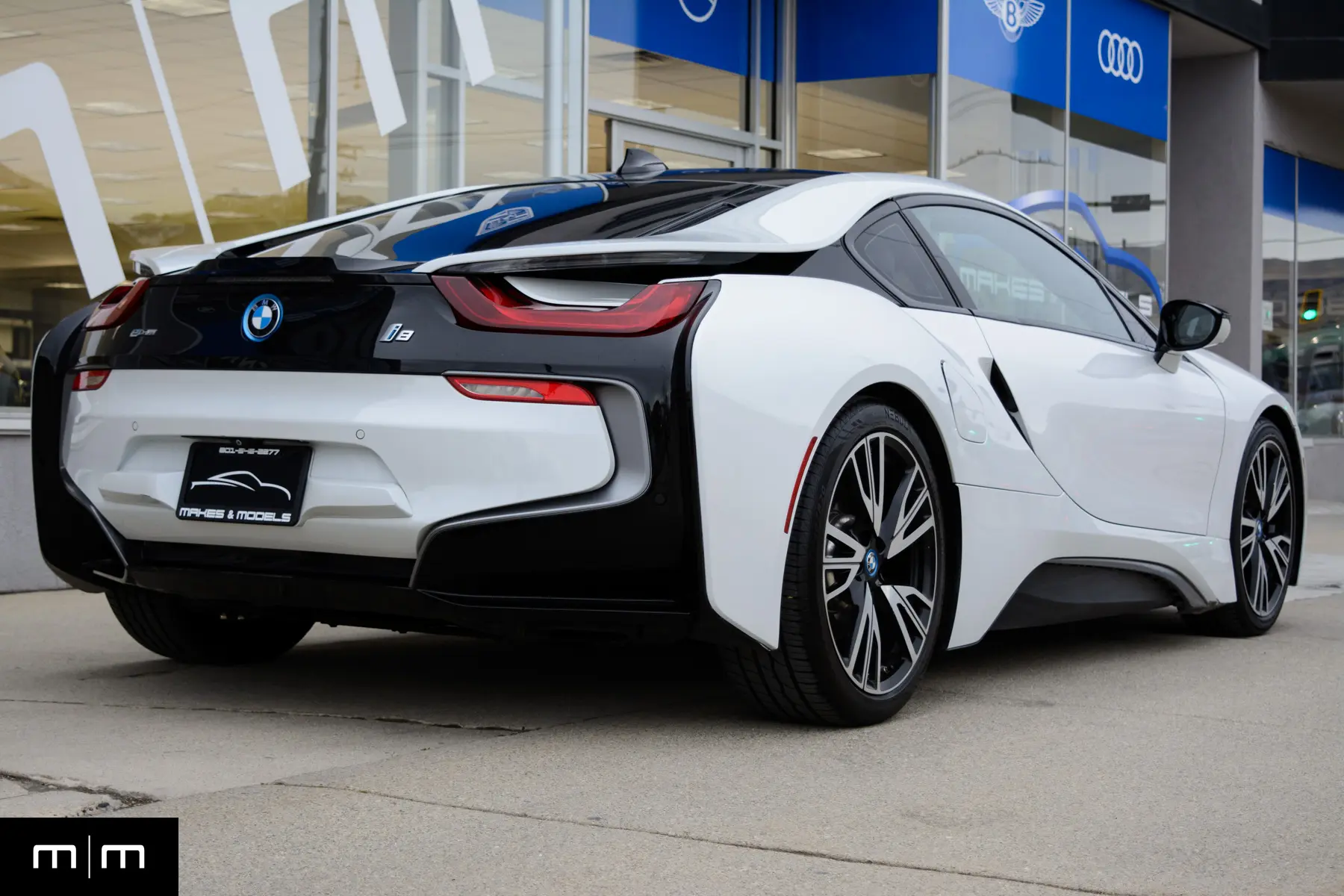 2015 BMW i8