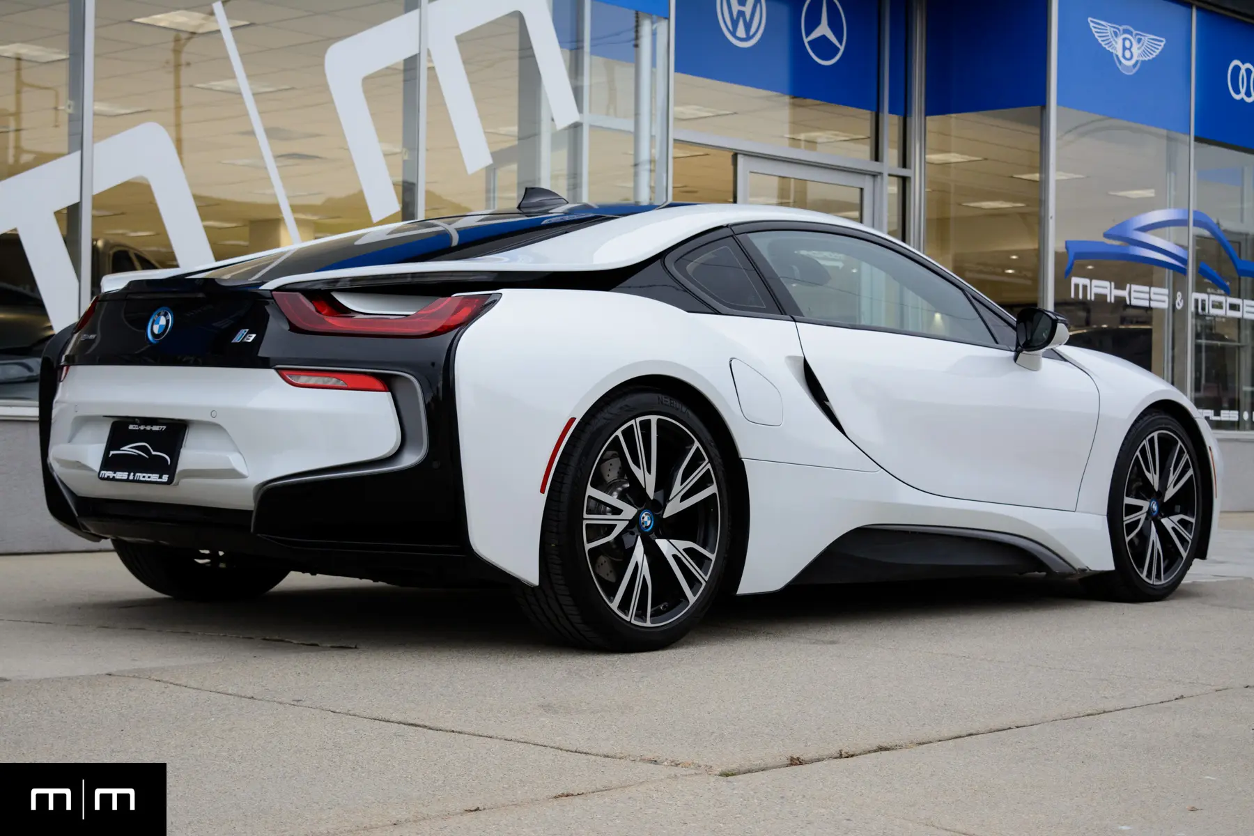 2015 BMW i8