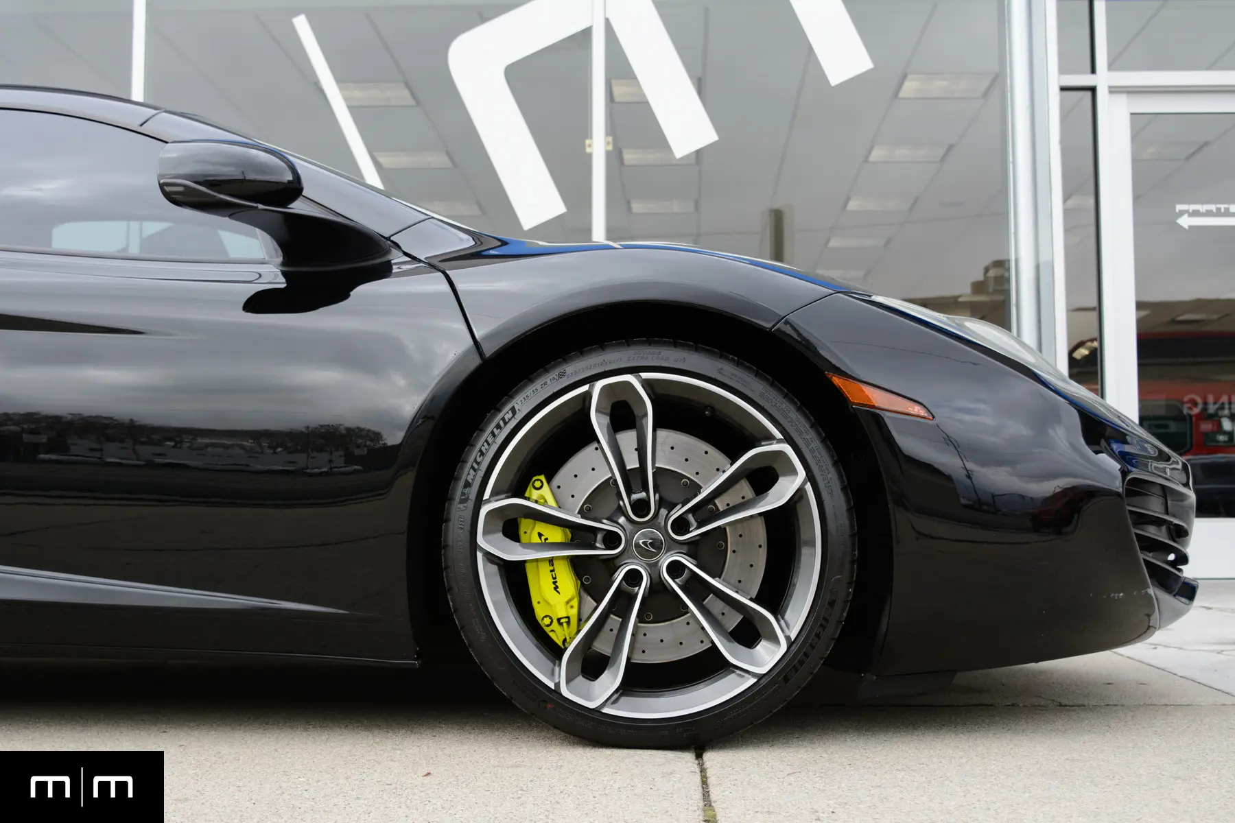 2012 McLaren MP4-12C
