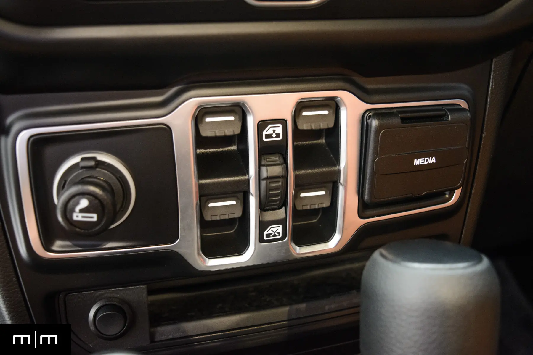 2020 Rezvani Tank | Military Edition