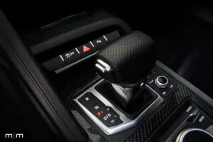 Audi R V - Interior