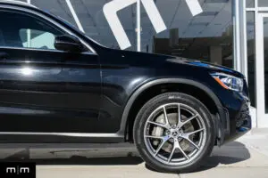 2022 Mercedes-Benz GLC 300 | Panorama Sunroof
