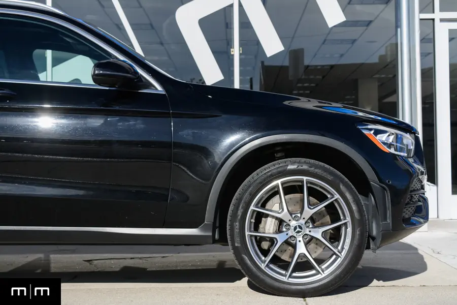 2022 Mercedes-Benz GLC 300 | Panorama Sunroof