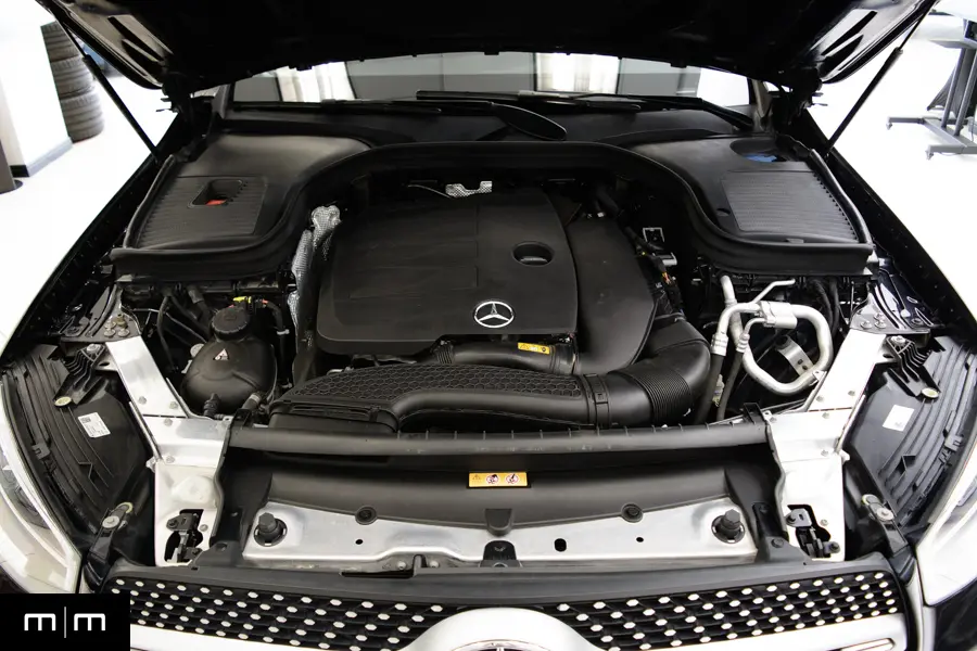 2022 Mercedes-Benz GLC 300 | Panorama Sunroof