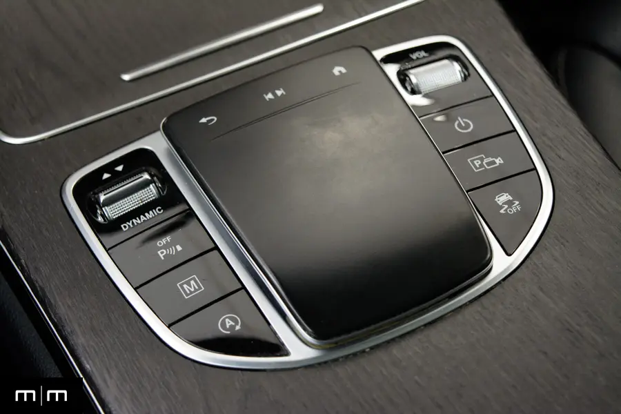2022 Mercedes-Benz GLC 300 | Panorama Sunroof