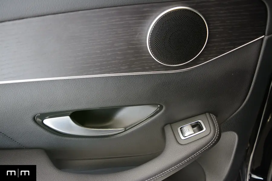 2022 Mercedes-Benz GLC 300 | Panorama Sunroof