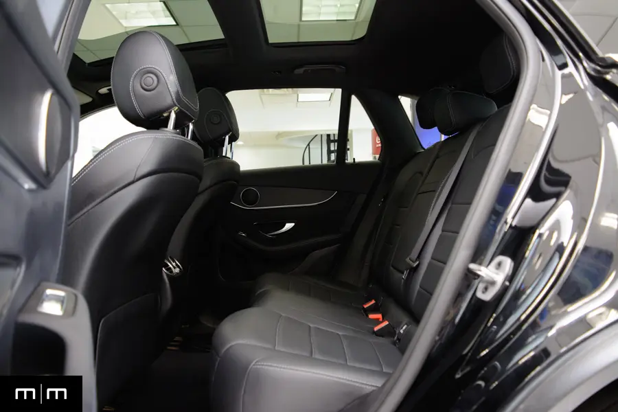2022 Mercedes-Benz GLC 300 | Panorama Sunroof