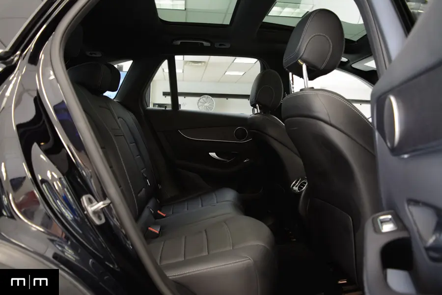 2022 Mercedes-Benz GLC 300 | Panorama Sunroof