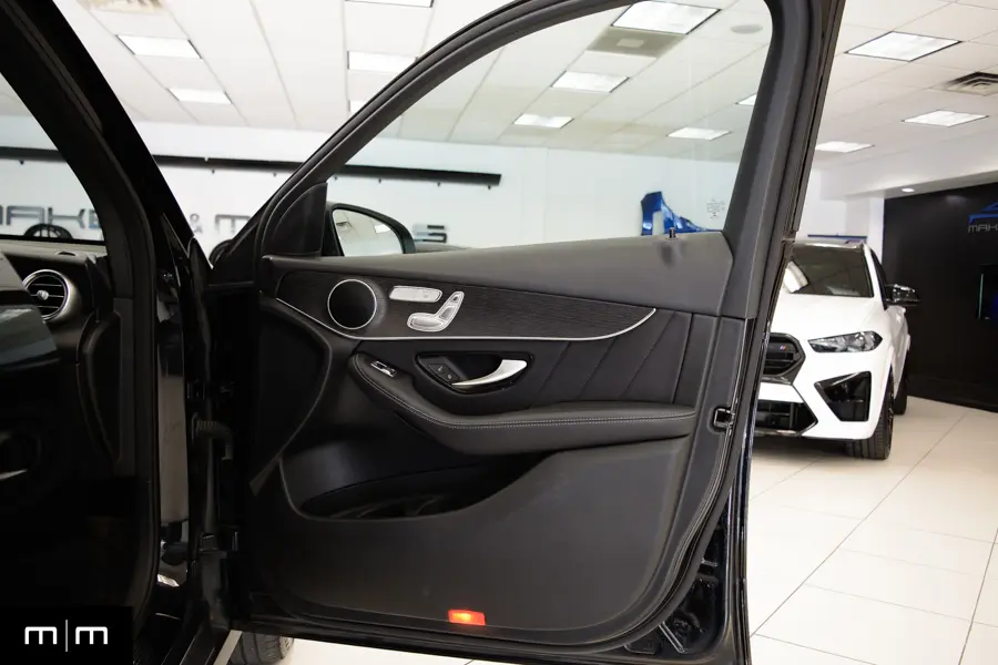 2022 Mercedes-Benz GLC 300 | Panorama Sunroof