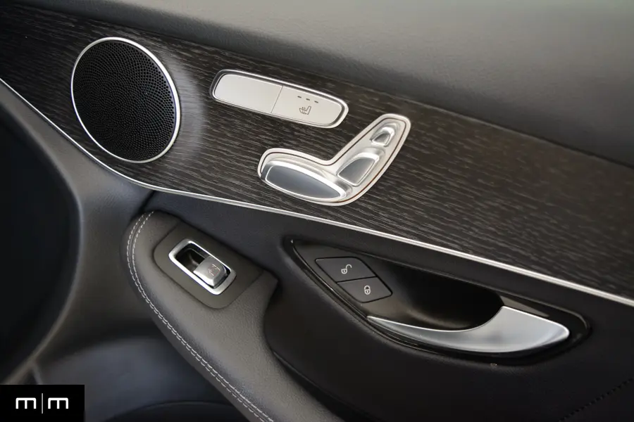 2022 Mercedes-Benz GLC 300 | Panorama Sunroof