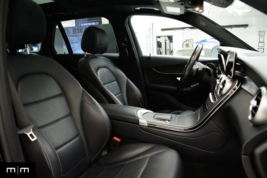 2022 Mercedes-Benz GLC 300 | Panorama Sunroof