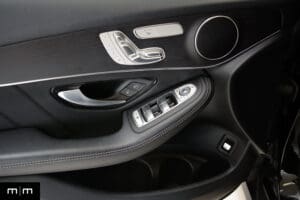 2022 Mercedes-Benz GLC 300 | Panorama Sunroof