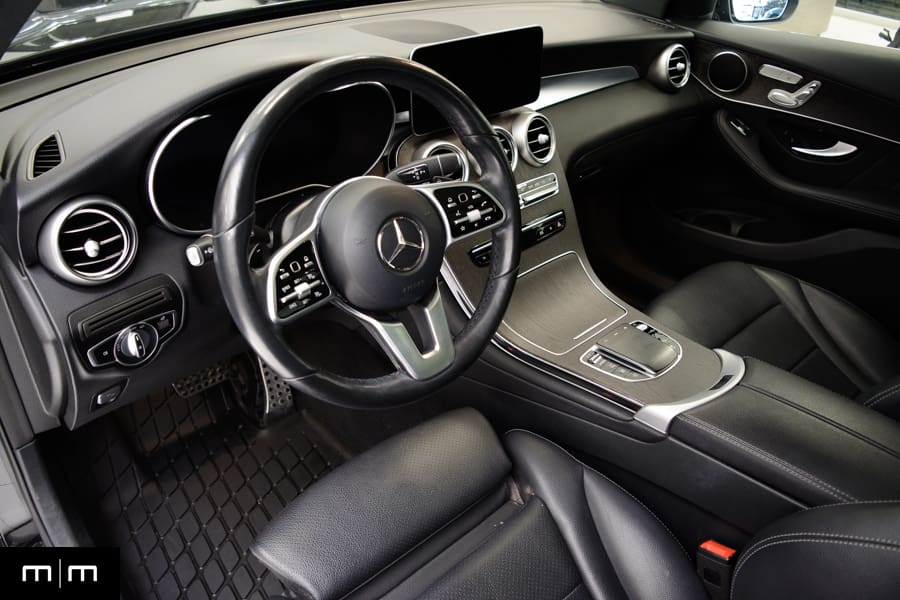 2022 Mercedes-Benz GLC 300 | Panorama Sunroof