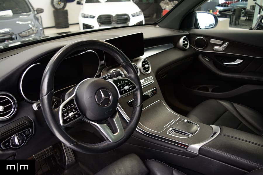 2022 Mercedes-Benz GLC 300 | Panorama Sunroof
