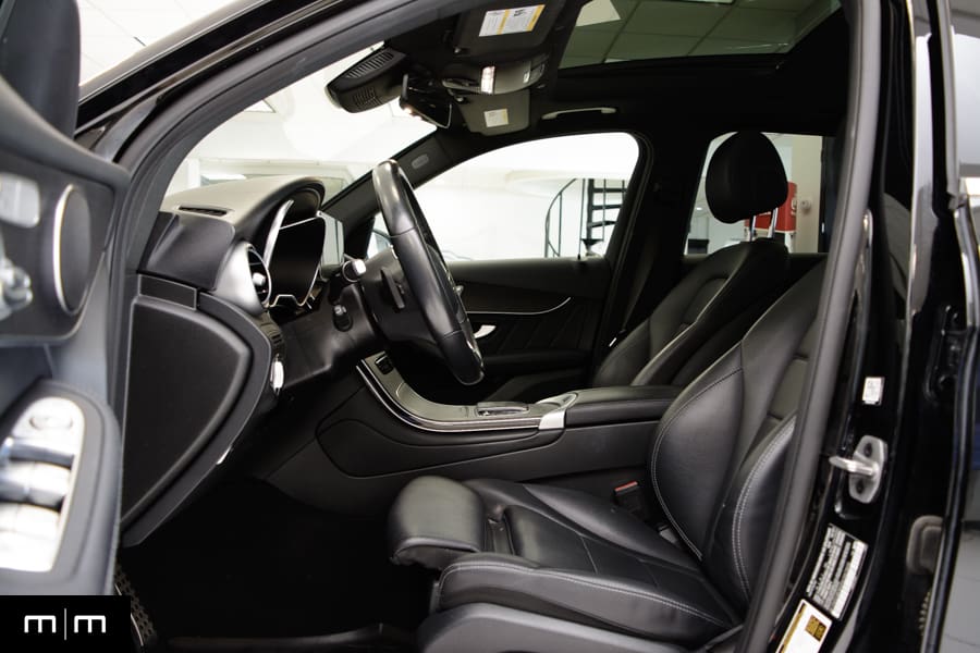 2022 Mercedes-Benz GLC 300 | Panorama Sunroof