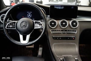 2022 Mercedes-Benz GLC 300 | Panorama Sunroof