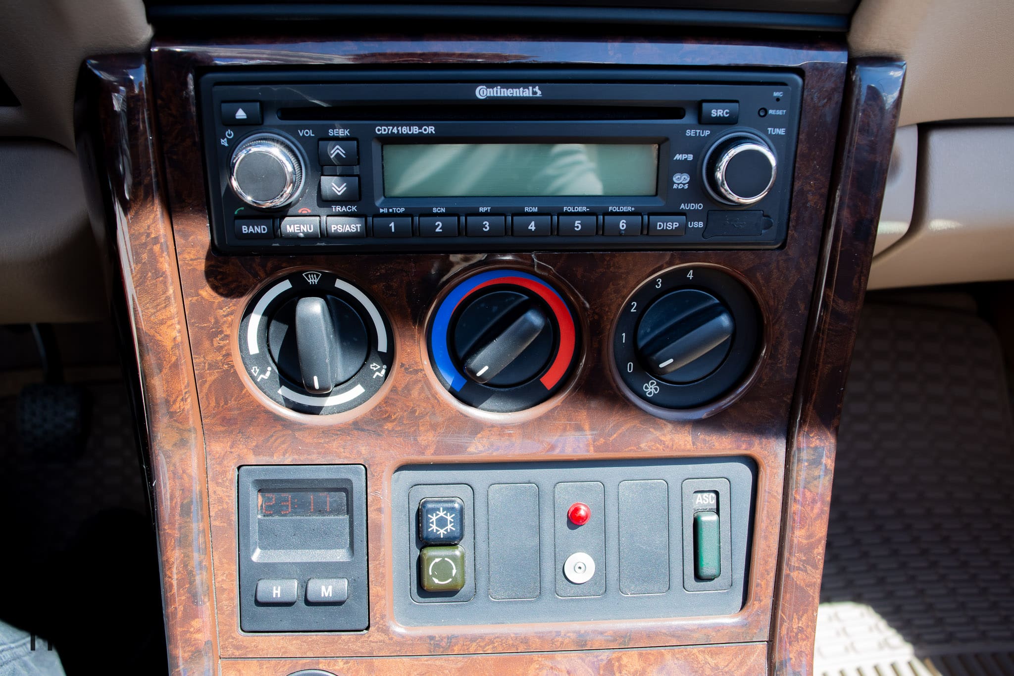 1997 BMW Z3 Convertible | Manual Transmission