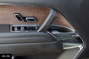 2025 Range Rover SV Autobiography