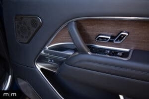 2025 Range Rover SV Autobiography