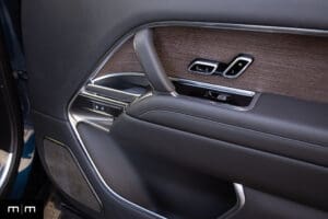 2025 Range Rover SV Autobiography