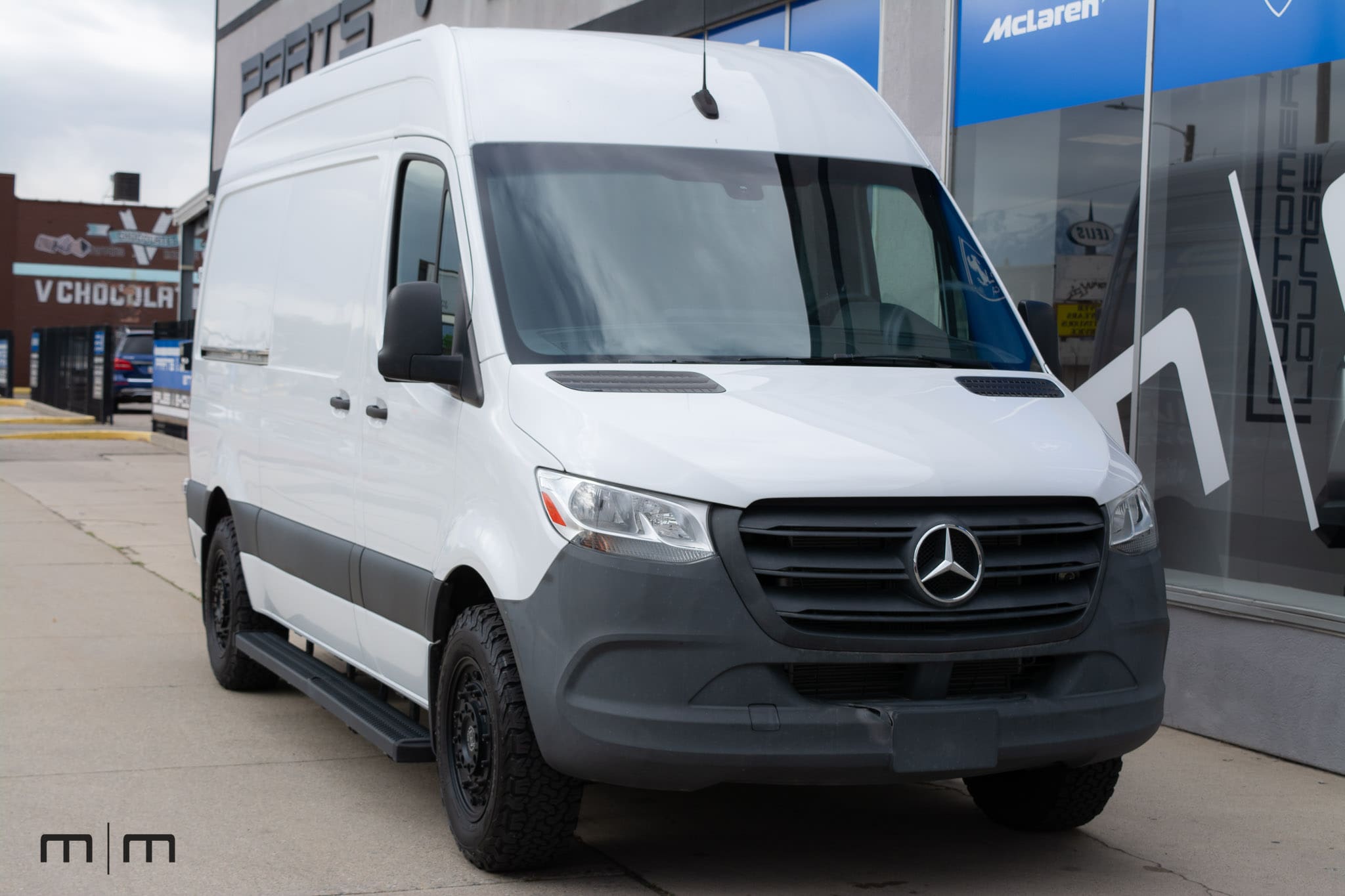 2022 Mercedes-Benz 2500 Sprinter | Mobile Store Build Out