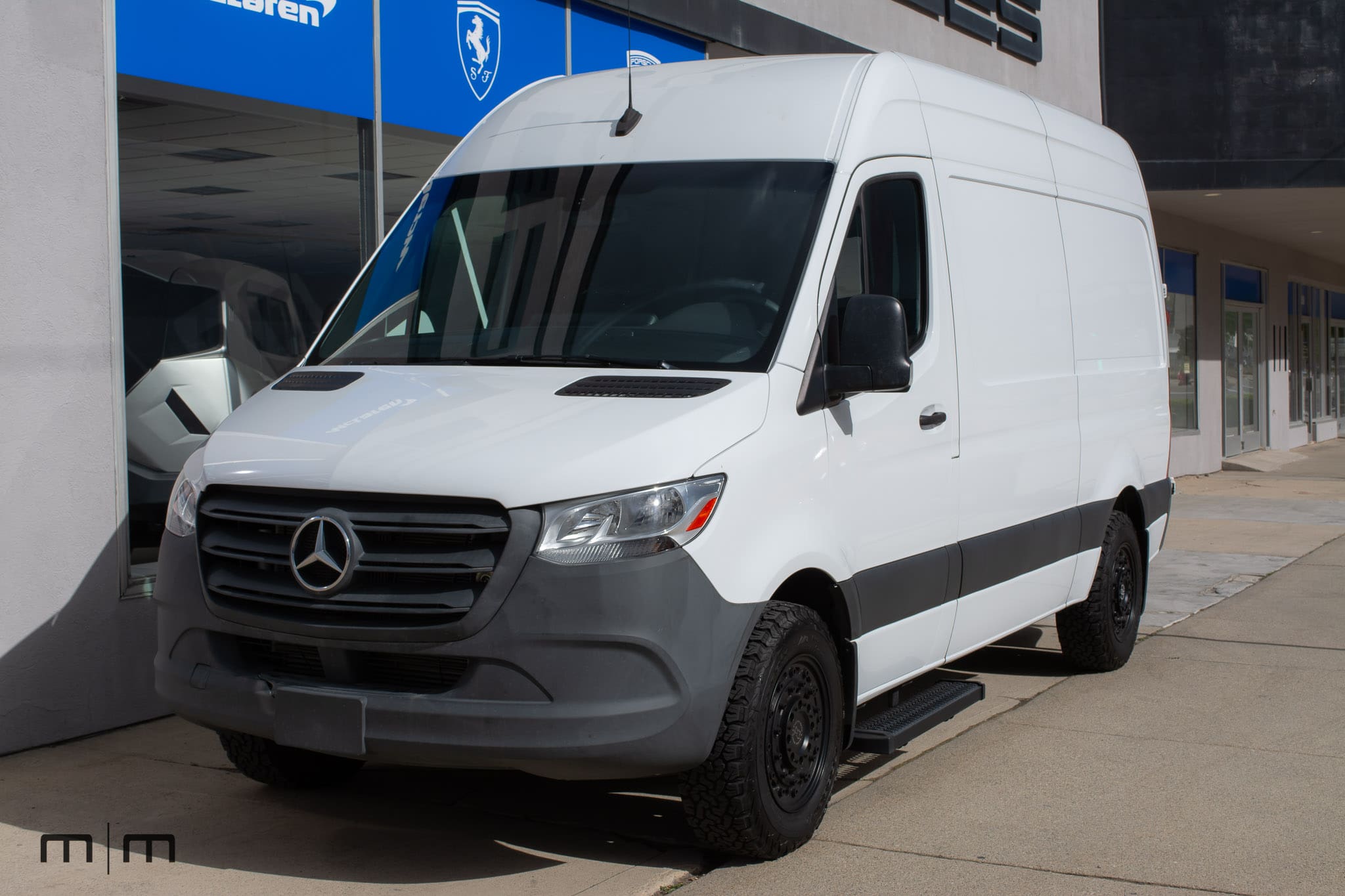 2022 Mercedes-Benz 2500 Sprinter | Mobile Store Build Out