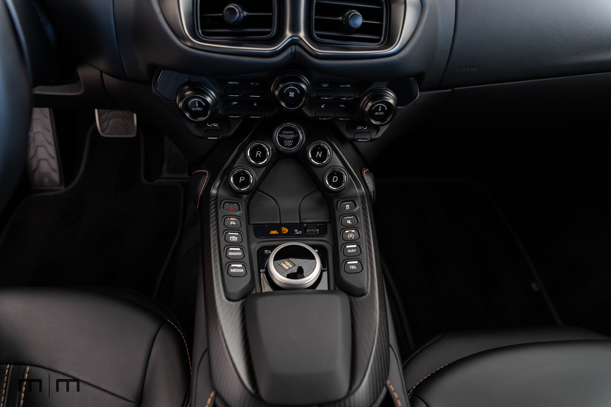 2021 Aston Martin Vantage V8