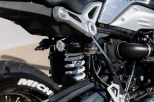 2016  BMW RNine T