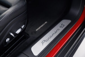 Porsche Panamer S Final