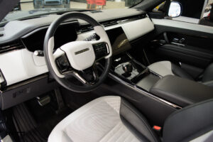 Range Rover SV Edition - Interior