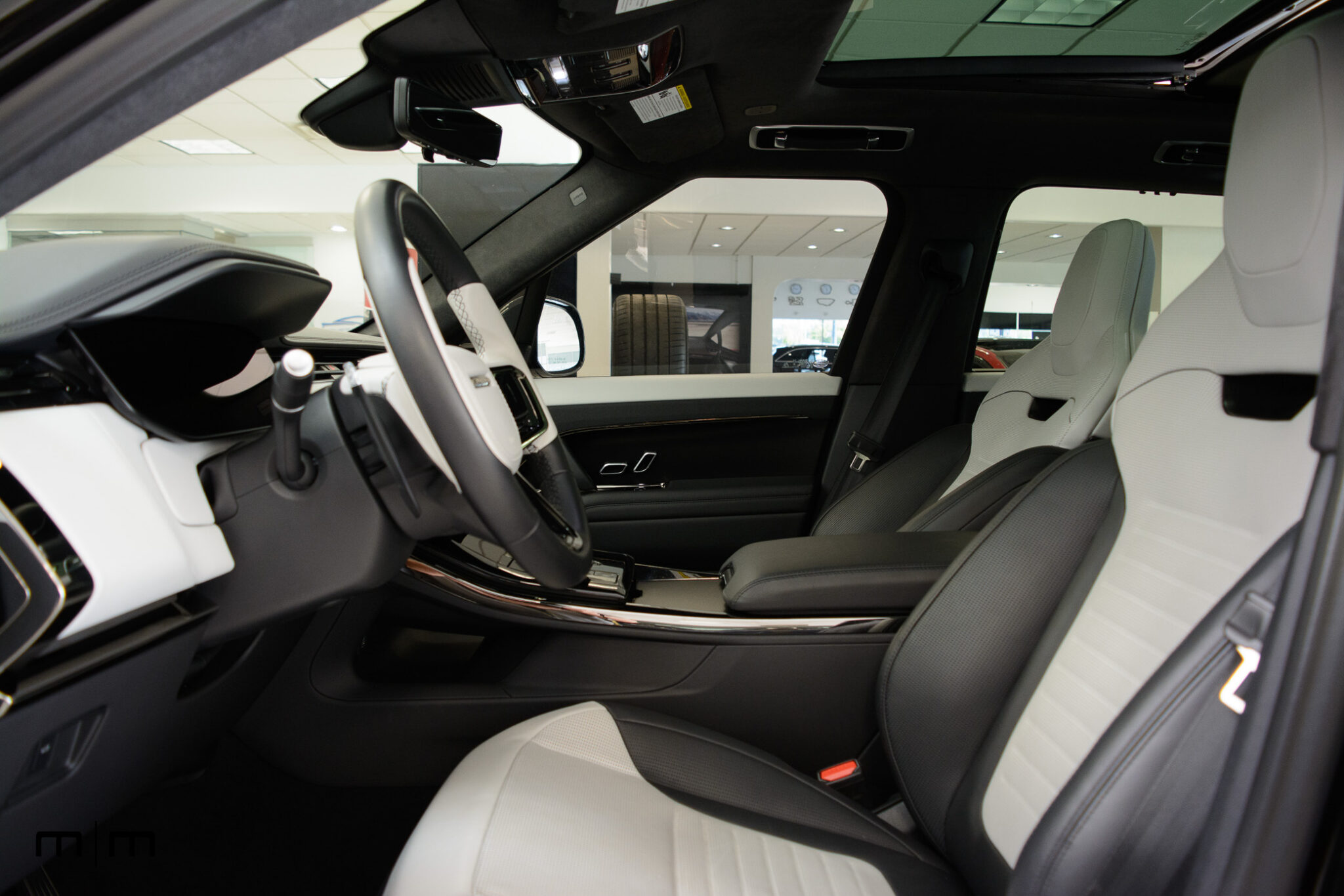 Range Rover SV Edition - Interior