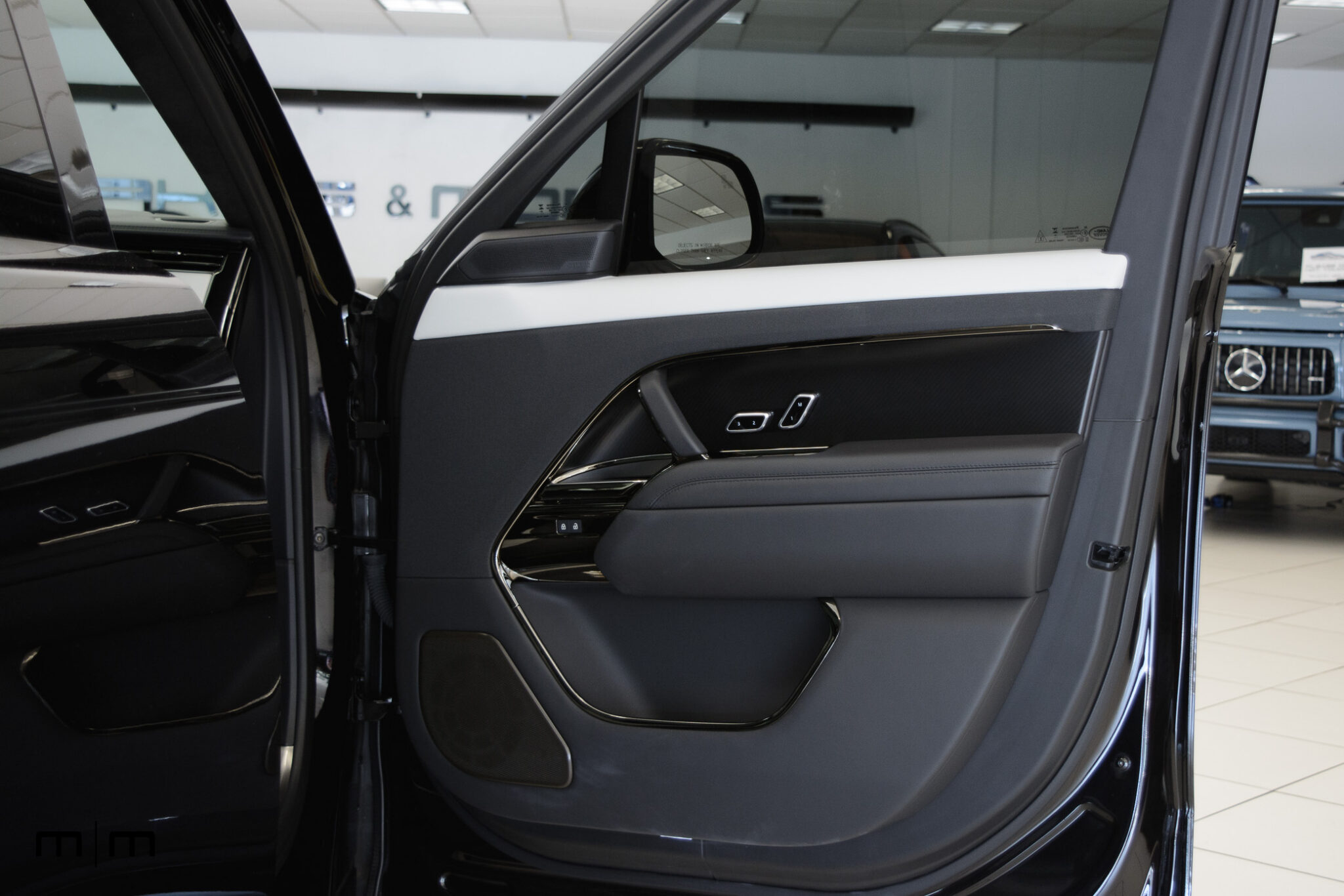 Range Rover SV Edition - Interior