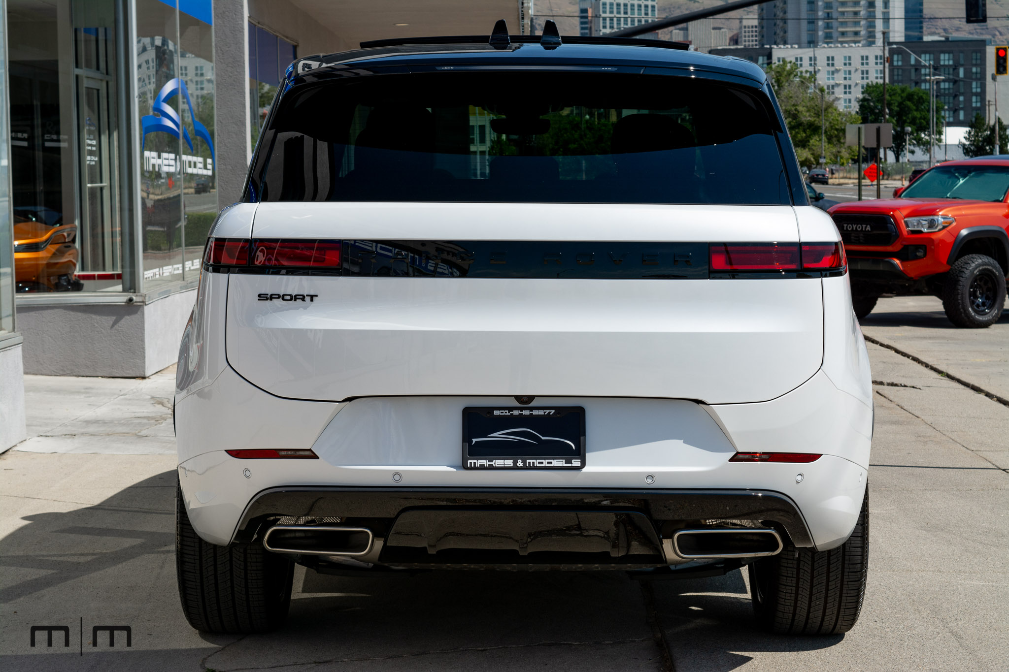 2025 Land Rover Range Rover Sport