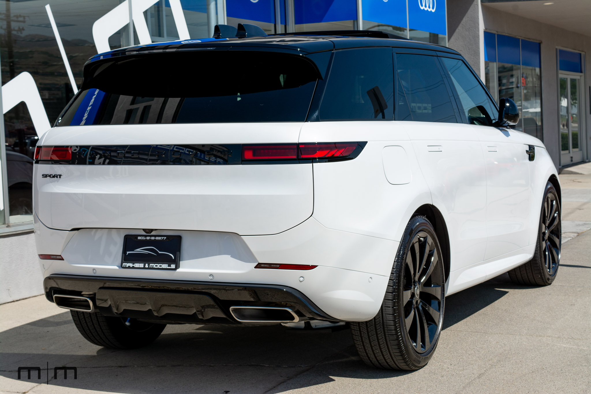 2025 Land Rover Range Rover Sport