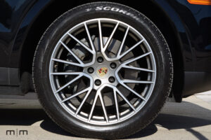 2023 Porsche Cayenne S Platinum | Loaded
