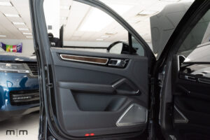 2023 Porsche Cayenne S Platinum | Loaded
