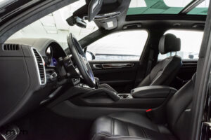 2023 Porsche Cayenne S Platinum | Loaded