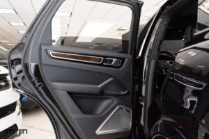 2023 Porsche Cayenne S Platinum | Loaded