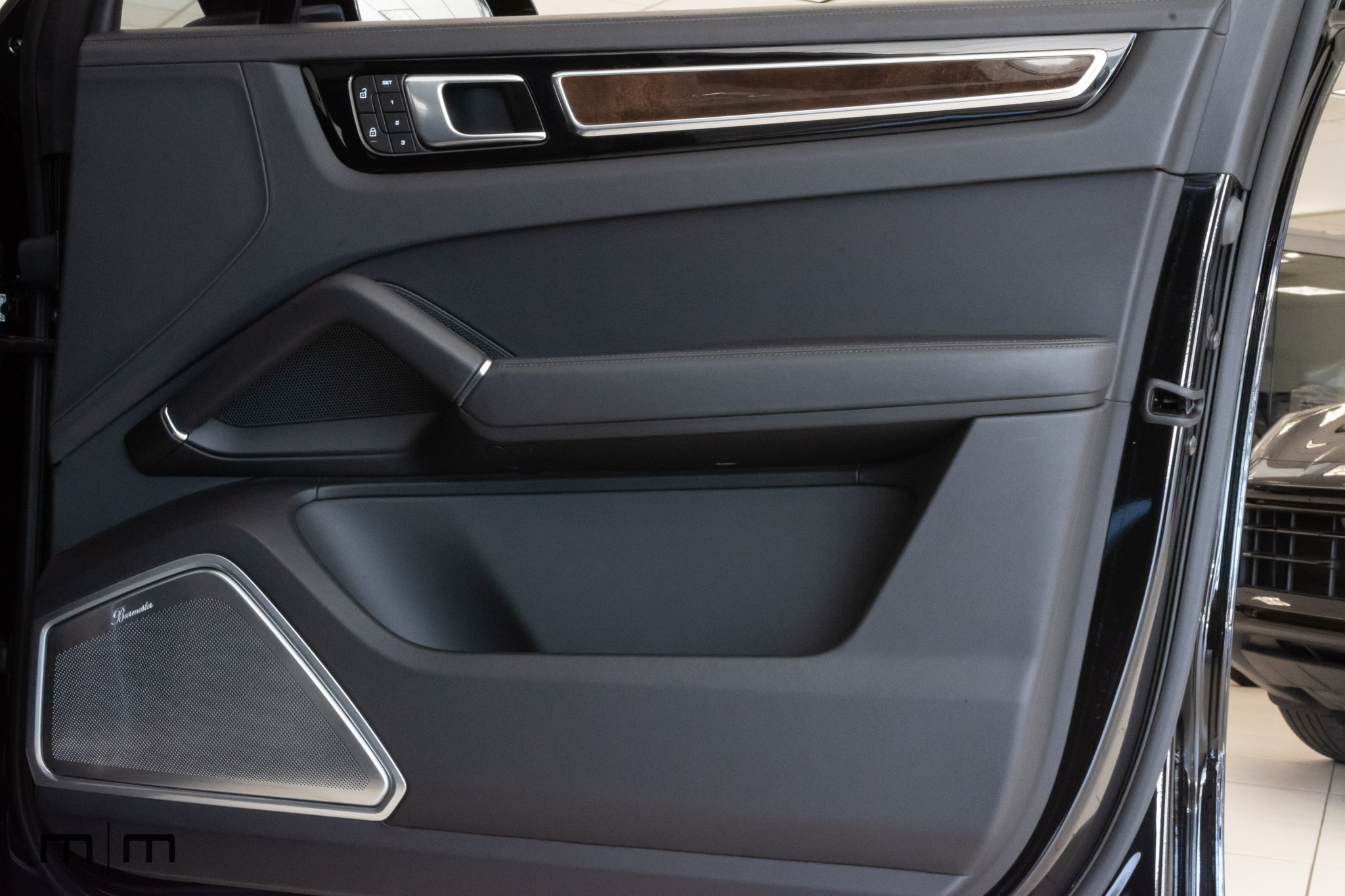 2023 Porsche Cayenne S Platinum | Loaded