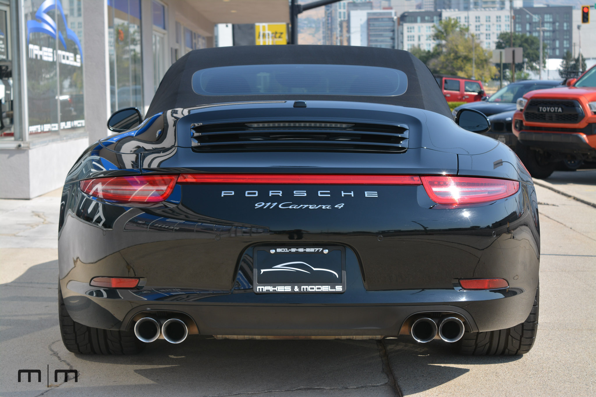 2013 Porsche 911 Carrera 4 Cabriolet