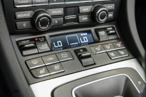 2013 Porsche 911 Carrera 4 Cabriolet