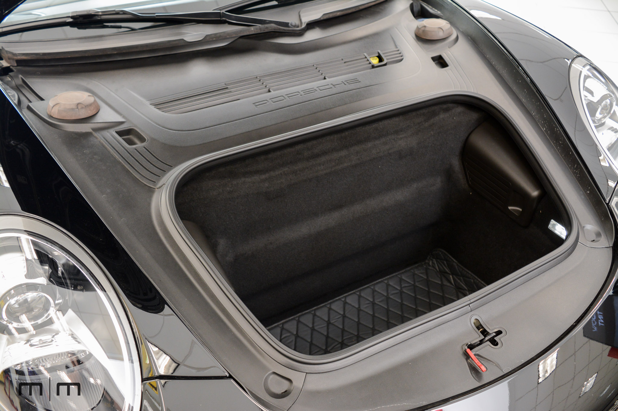 2013 Porsche 911 Carrera 4 Cabriolet