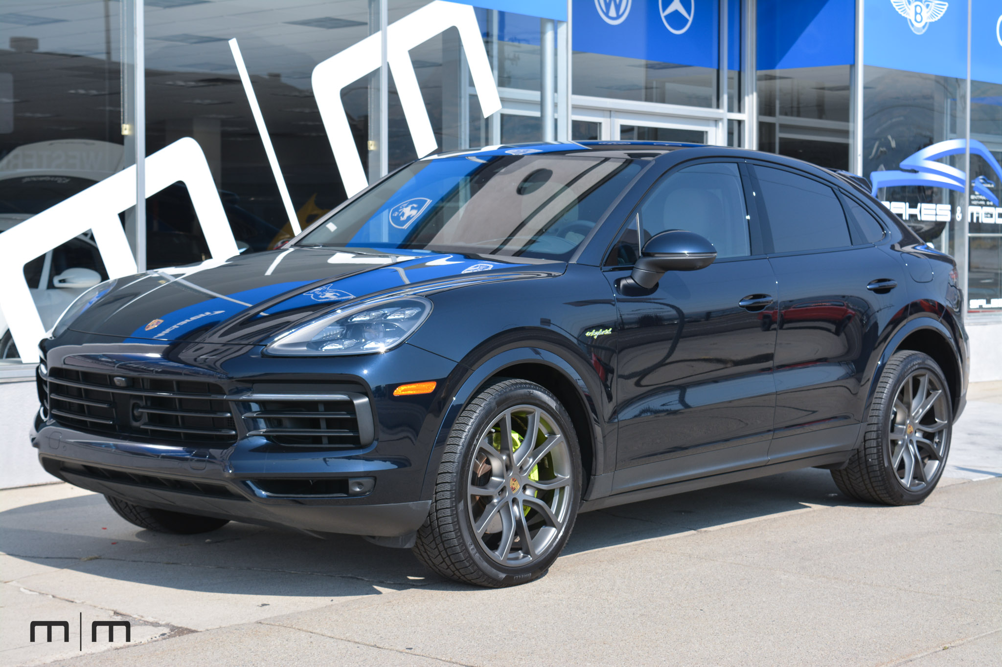 2022 Porsche Cayenne E-Hybrid Coupe