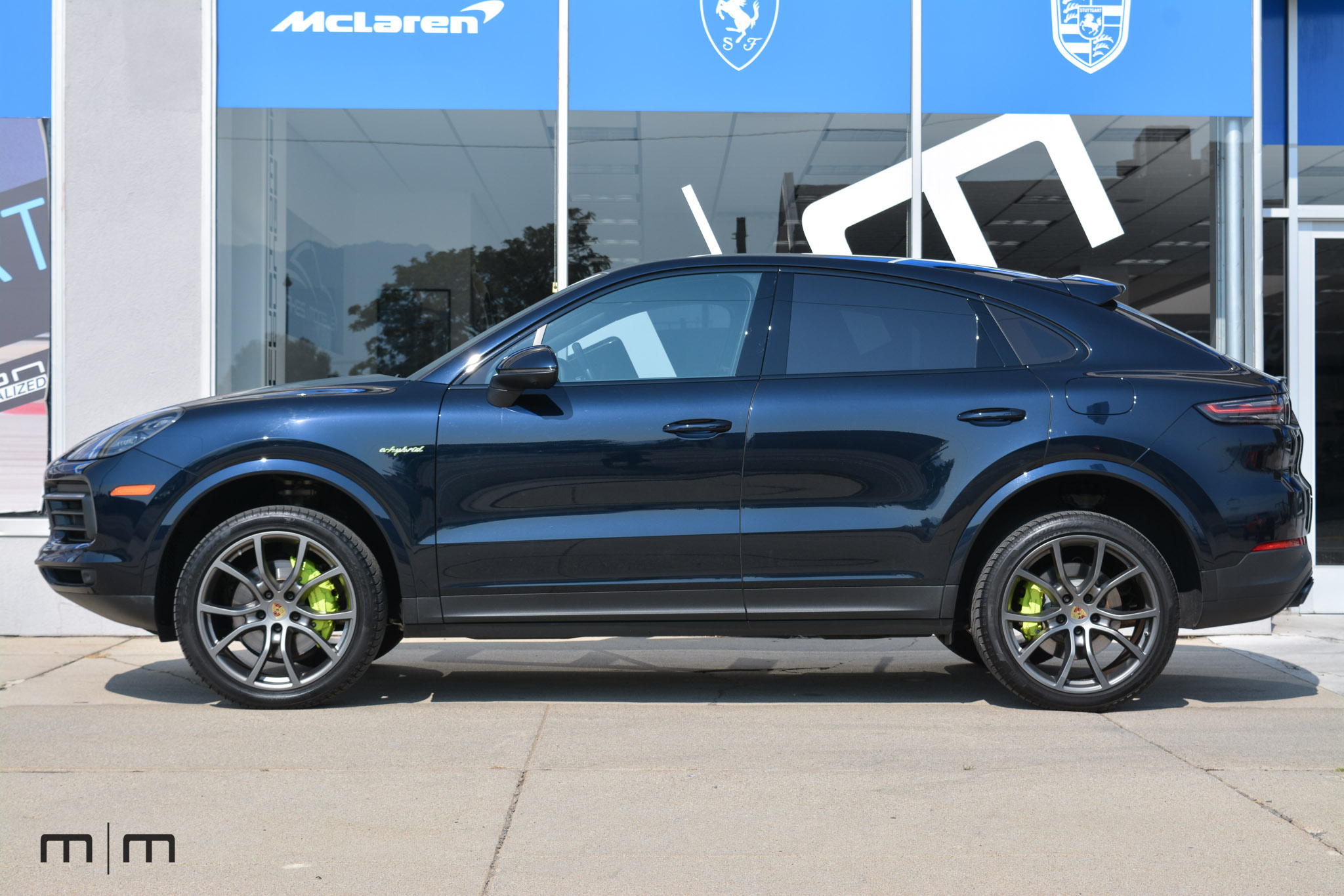 2022 Porsche Cayenne E-Hybrid Coupe